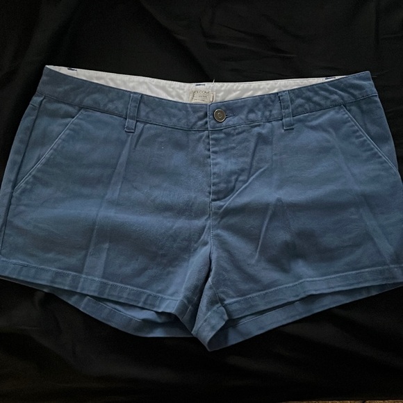 Volcom blue khaki shorts - Picture 1 of 4